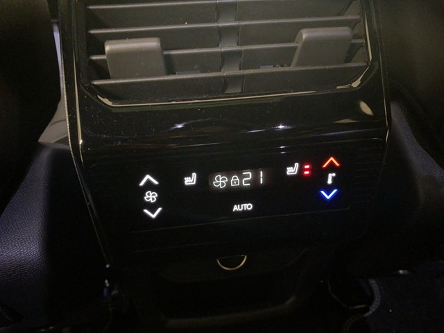 5008 GT Elektromotor 210 - 73 kWh Batterie