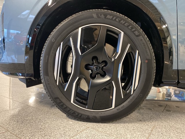 5008 GT Elektromotor 210 - 73 kWh Batterie