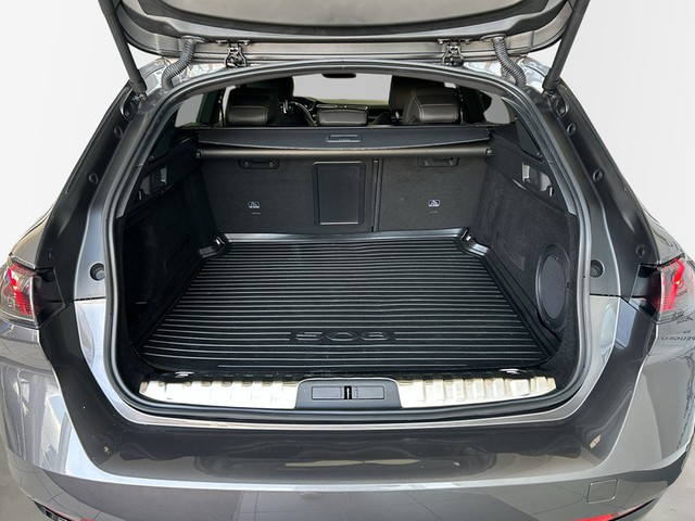 508 SW GT Pack EAT8 *AHK*MASSAGE*FOCAL-SOUND*