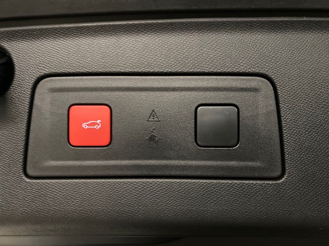 508 SW PSE Plug-In-Hybrid4 360 e-EAT8 PSE