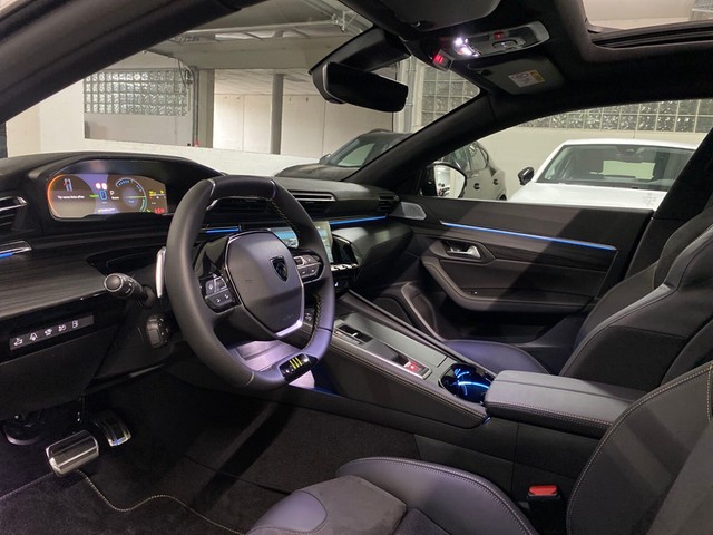 508 SW PSE Plug-In-Hybrid4 360 e-EAT8 PSE
