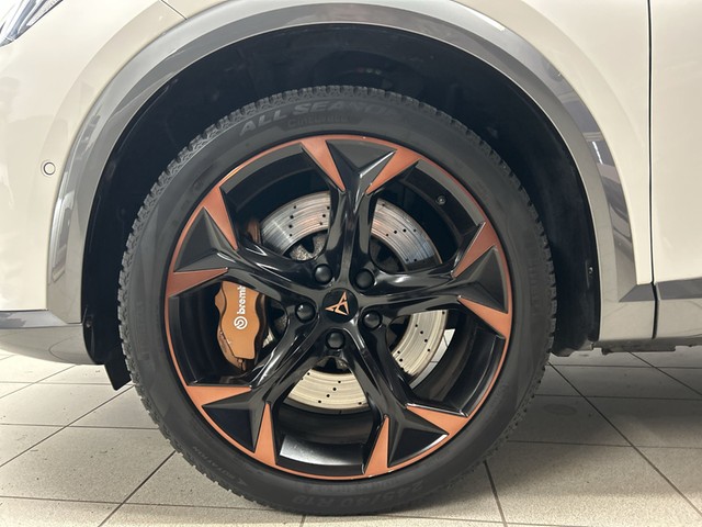 Formentor VZ 228 kW 4Drive DSG *PANO*BEATS*MEMORY*BREMBO*