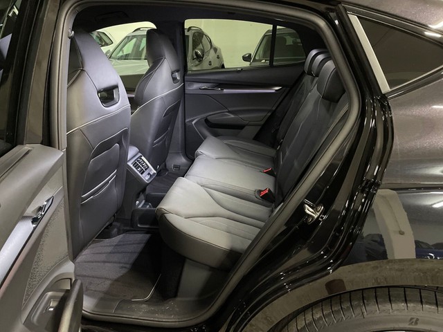 Enyaq Coupé iV80x RS Suite