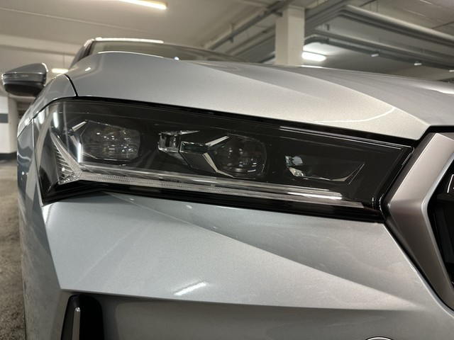 Superb Combi 2.0 TDI 110kW L&K
