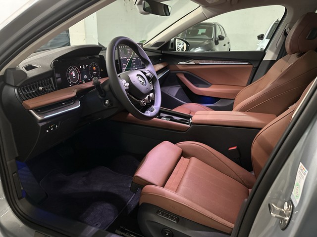 Superb Combi 2.0 TDI 110kW L&K