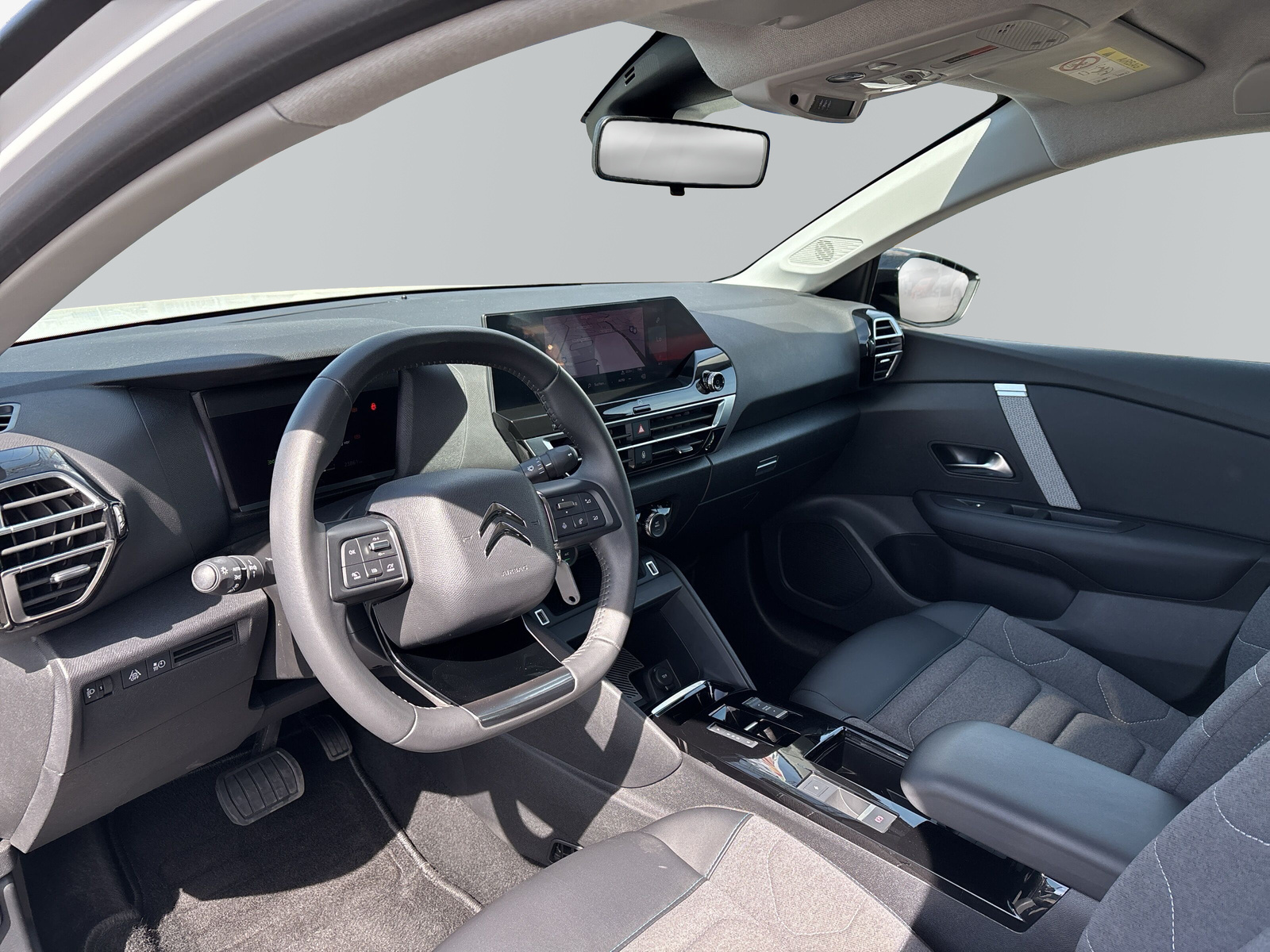 C4 Lim. ë- Feel Pack *SHZ*LED*NAVI*