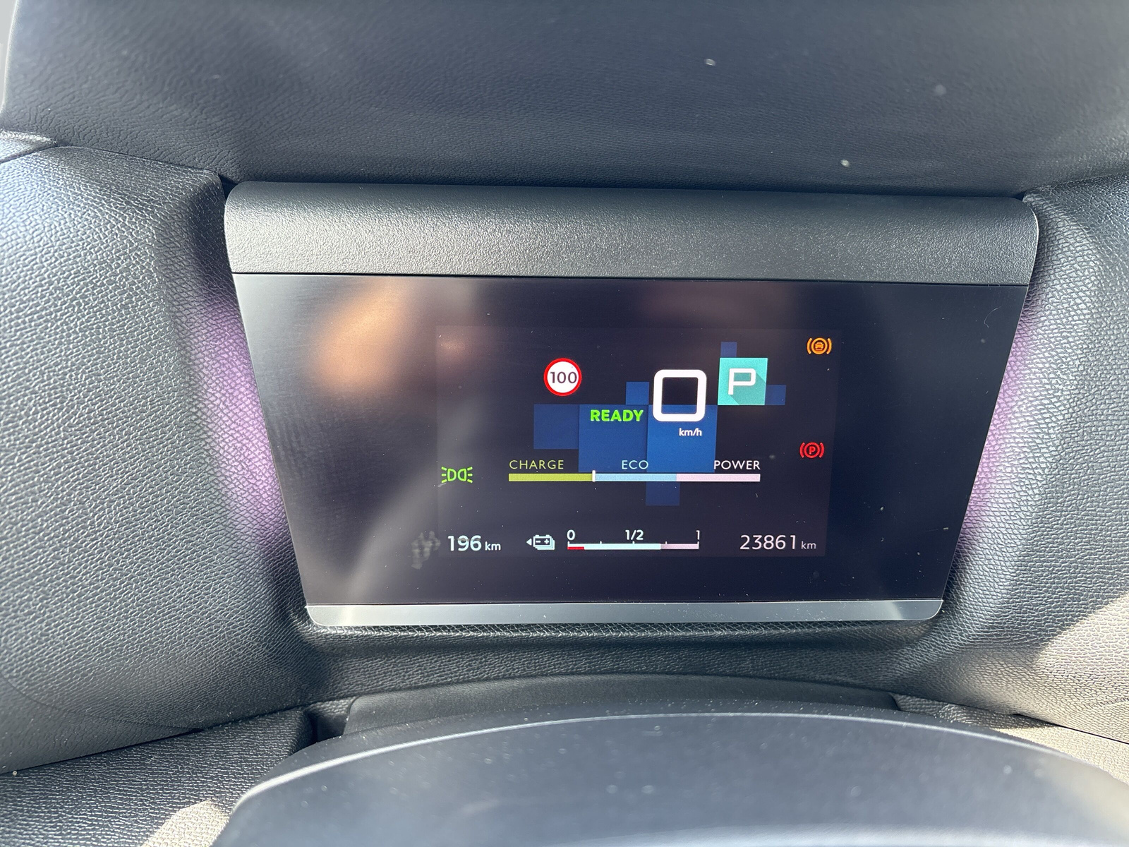 C4 Lim. ë- Feel Pack *SHZ*LED*NAVI*