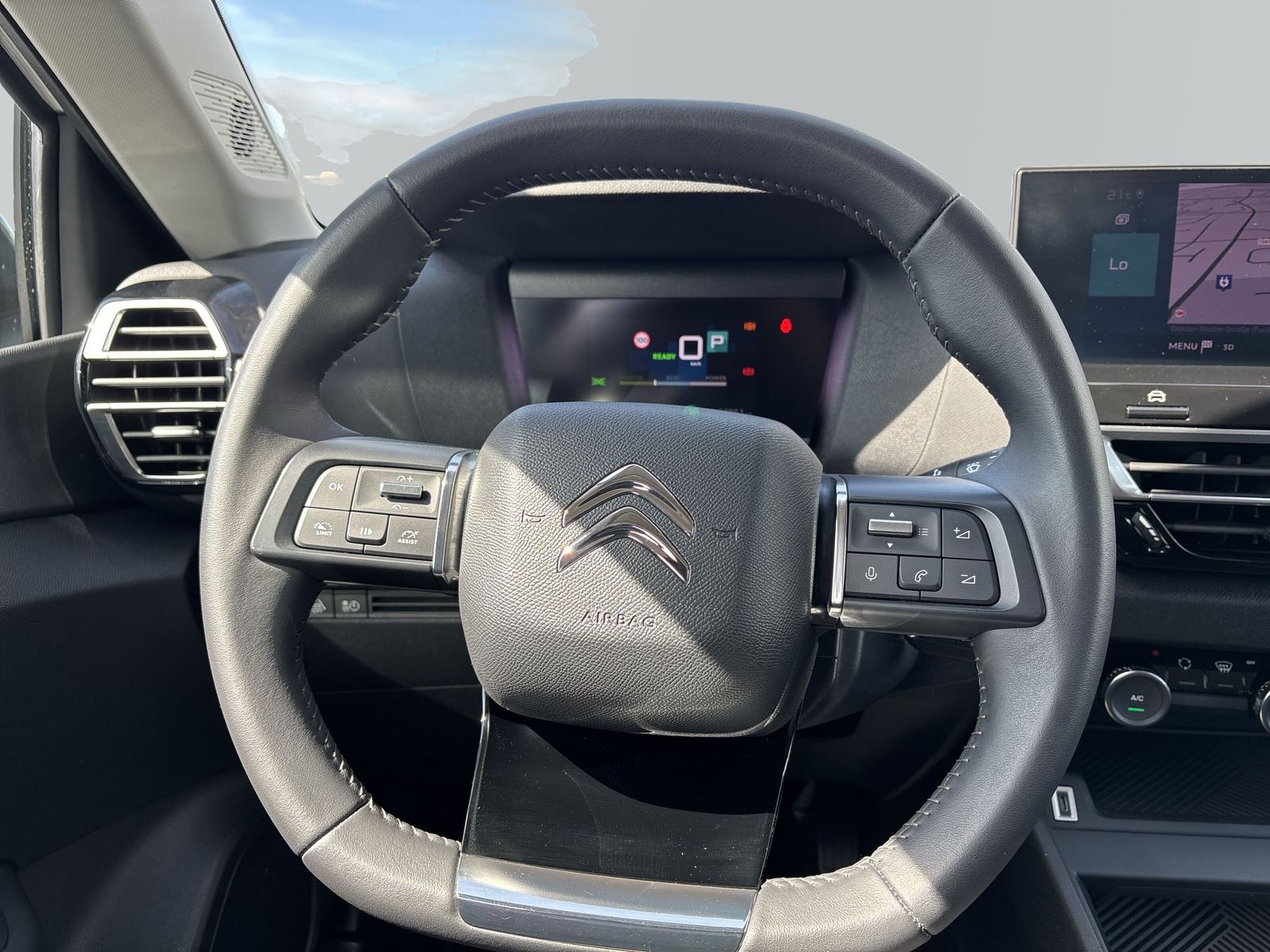 C4 Lim. ë- Feel Pack *SHZ*LED*NAVI*