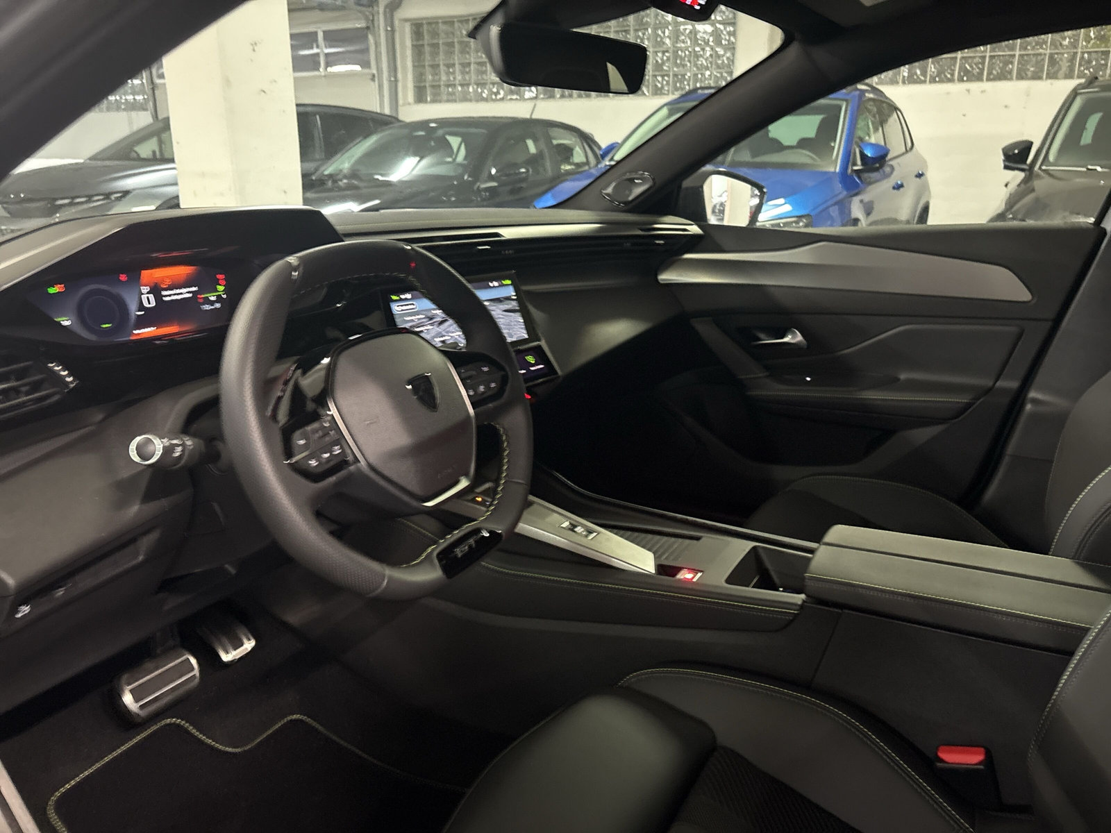 Neuer 308 SW GT EXCLUSIVE Hybrid 145 e-DSC6