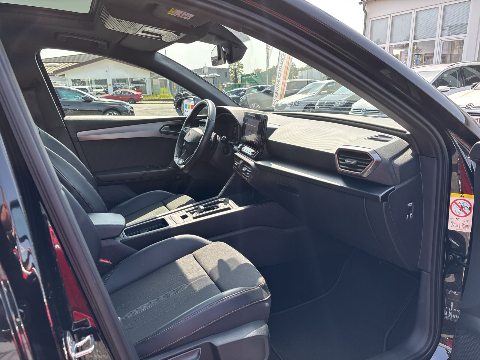 Leon Sportstourer VZ 1.4 e-Hybrid 180 kW DSG *PANO*PAKET-XL*SUPERSPORT*