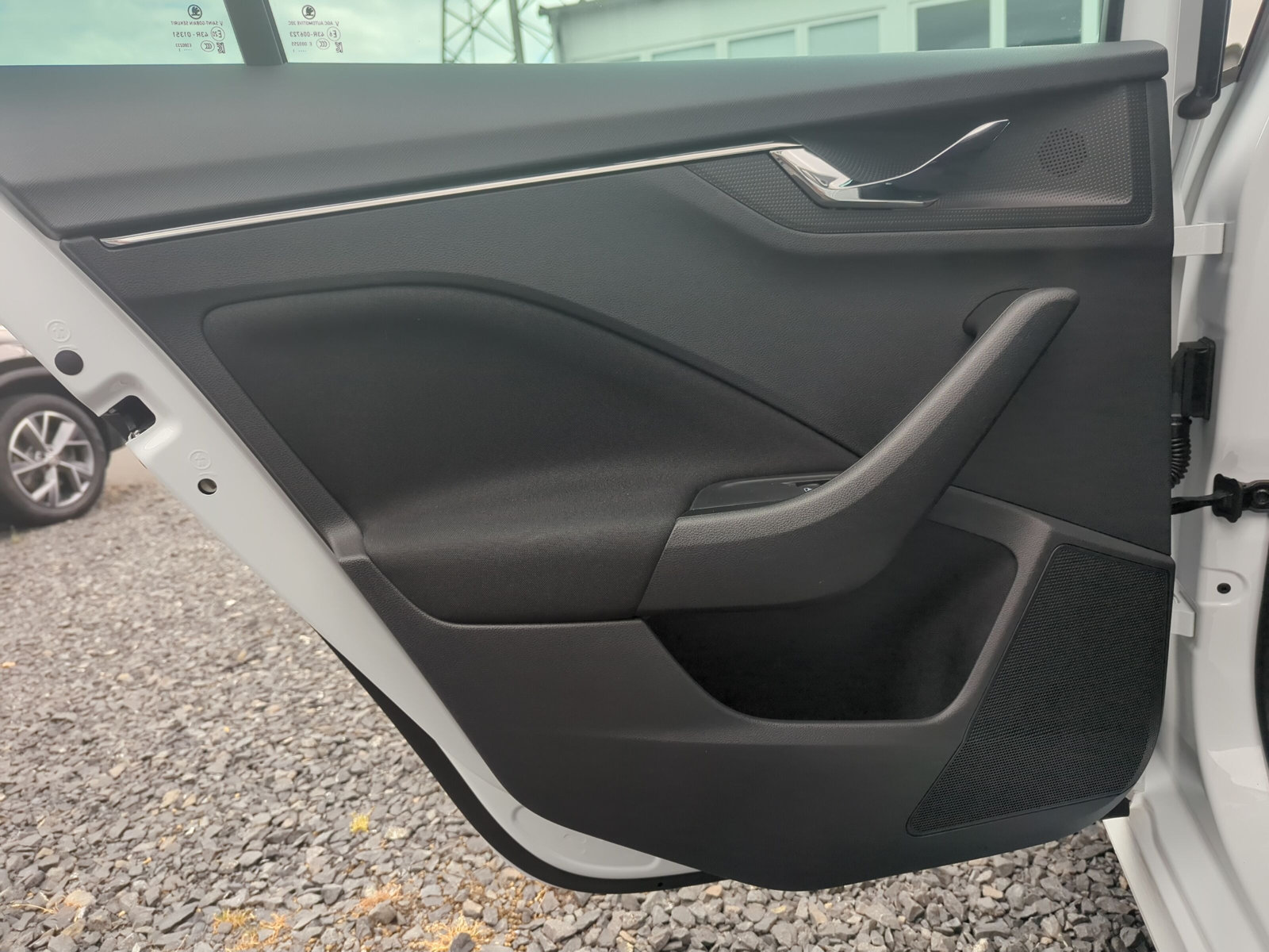 KAMIQ Tour 1.0 TSI *KAMERA*PDC*WSS-HZG*