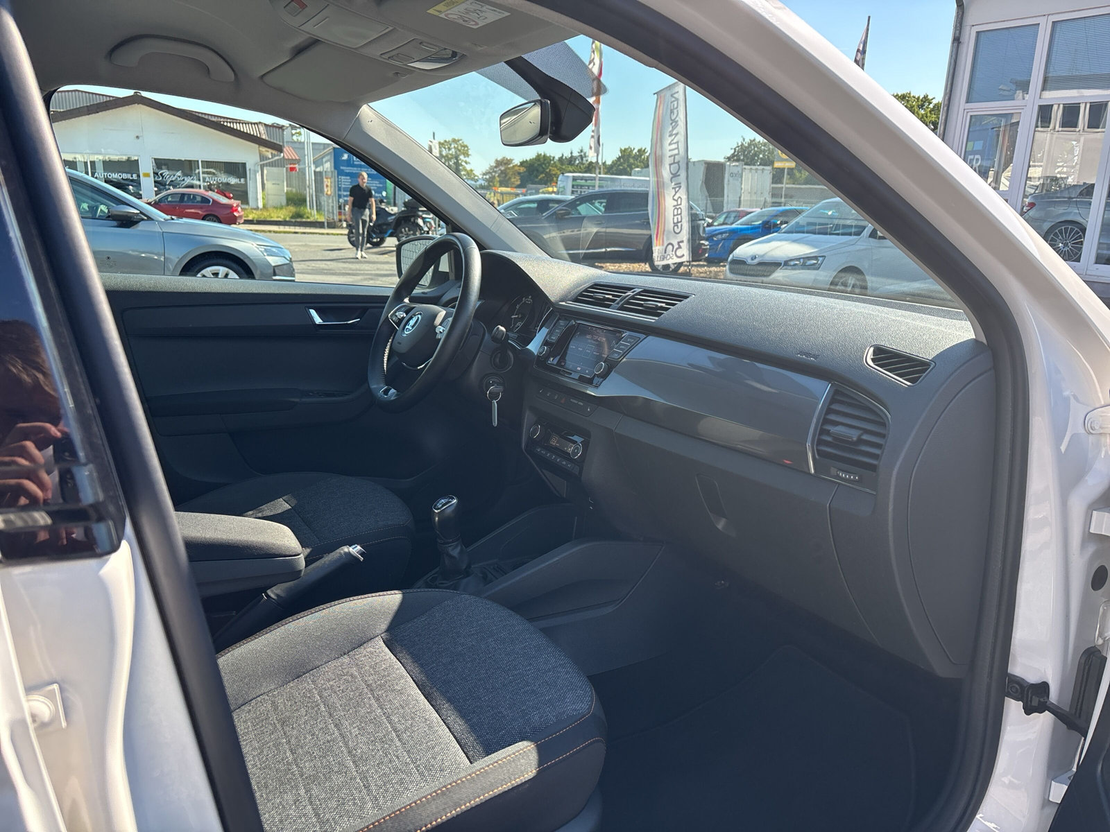 Fabia Clever 1.0 MPI 5-Gang *SHZ*KLIMAAUTO*PDC*