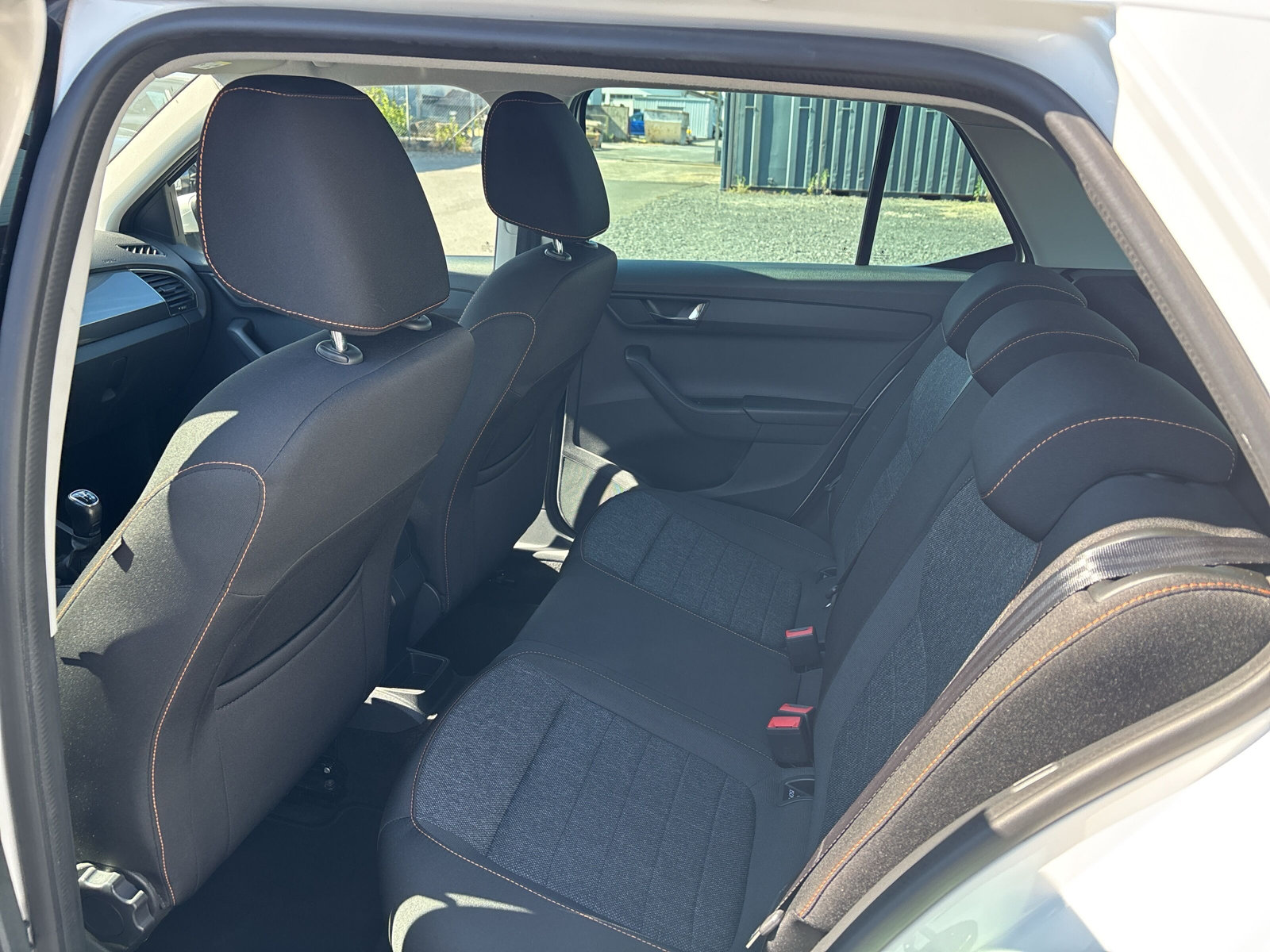 Fabia Clever 1.0 MPI 5-Gang *SHZ*KLIMAAUTO*PDC*