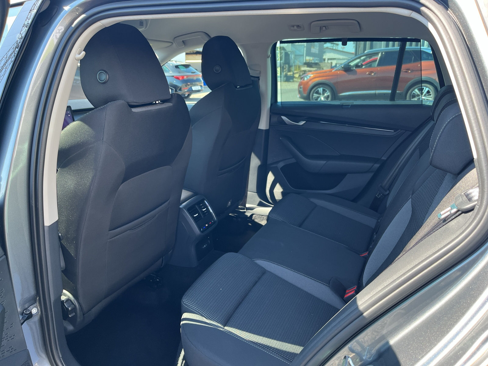 Octavia Combi 1.5 TSI mHEV 110 kW Selection *KAMERA*LED*ACC*
