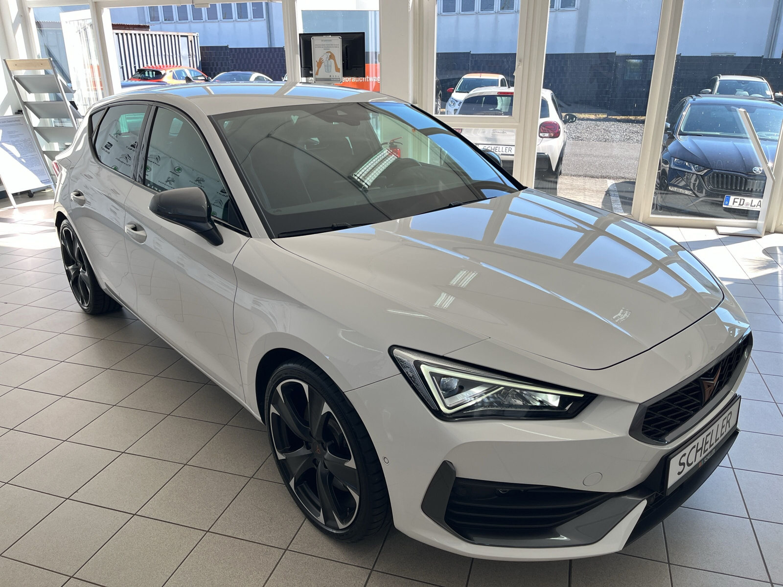 Leon VZ 1.4 e-Hybrid 180 kW DSG *FULL-LINK*SHZ*19-ZOLL*