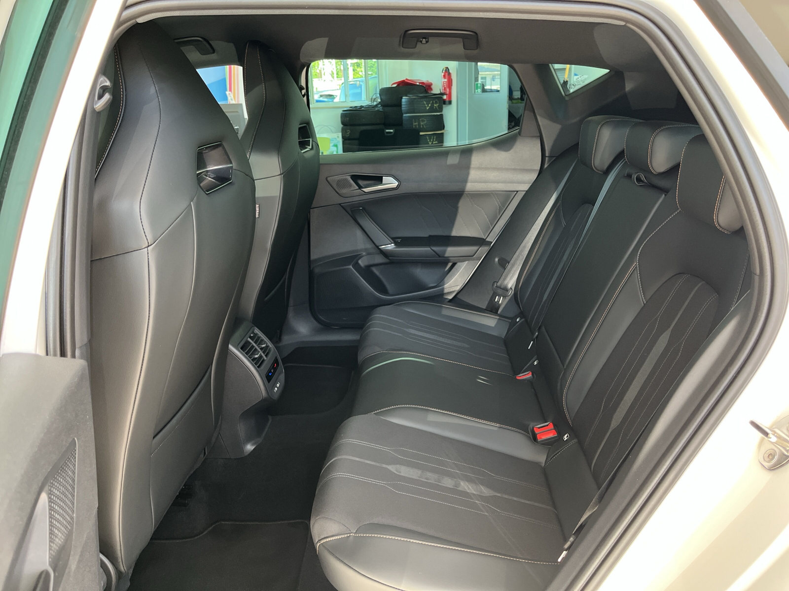 Leon VZ 1.4 e-Hybrid 180 kW DSG *FULL-LINK*SHZ*19-ZOLL*