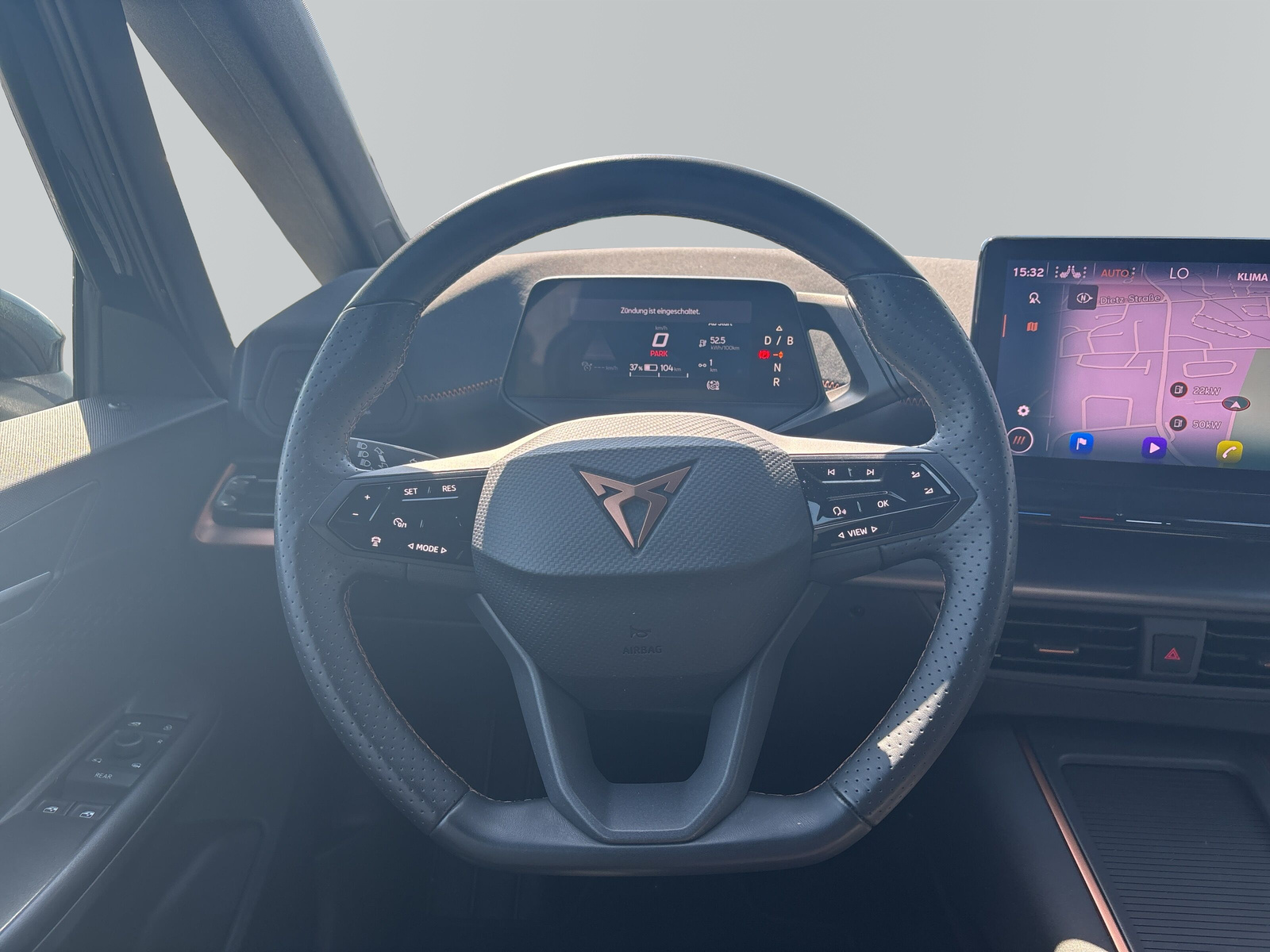 Born 150 kW *SHZ*LED*NAVI*