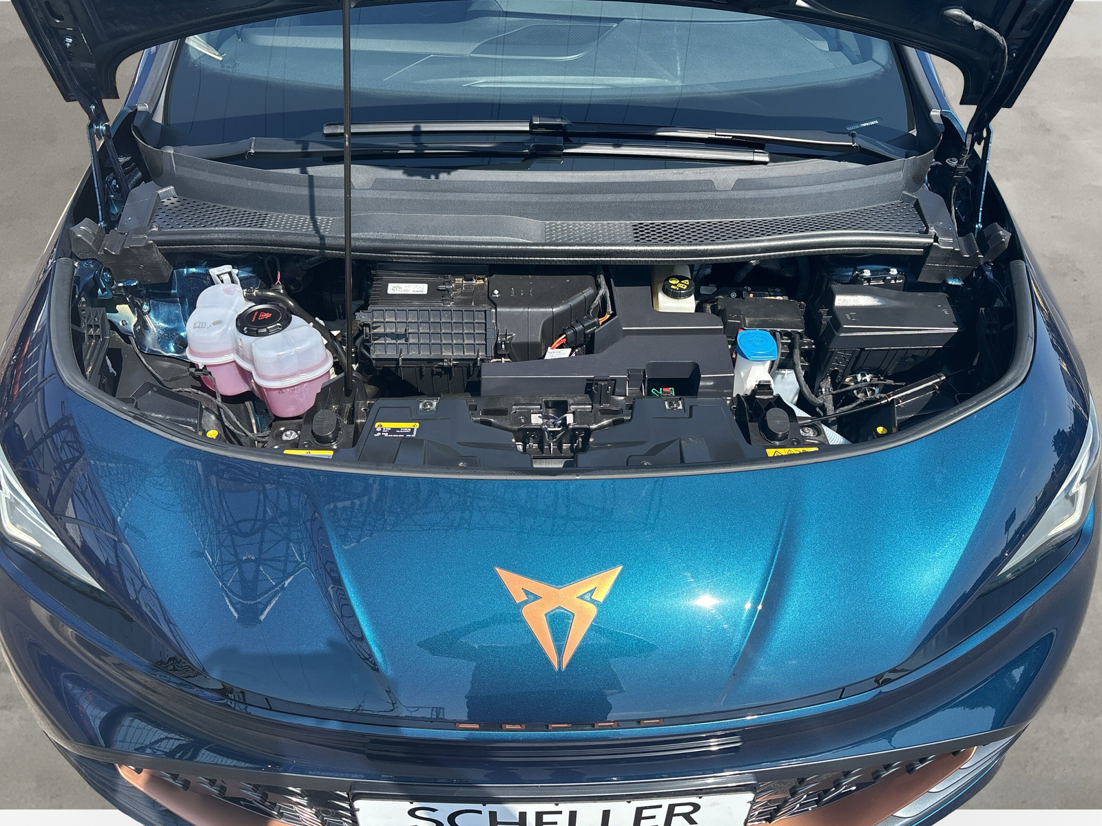 Born 150 kW *SHZ*LED*NAVI*