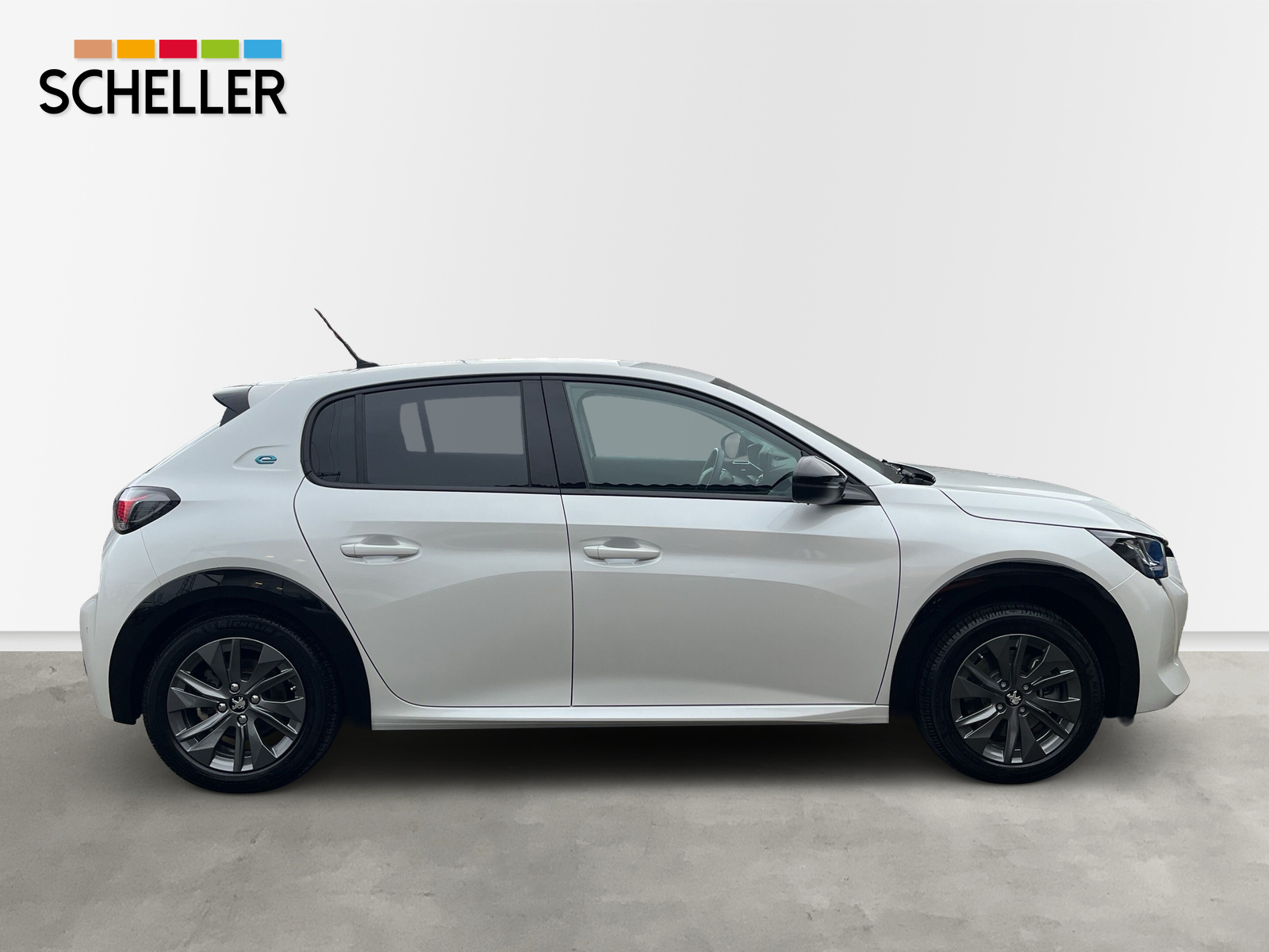 208 e- Allure Pack 50 kWh *NAVI*DAB+*SHZ*11kW*