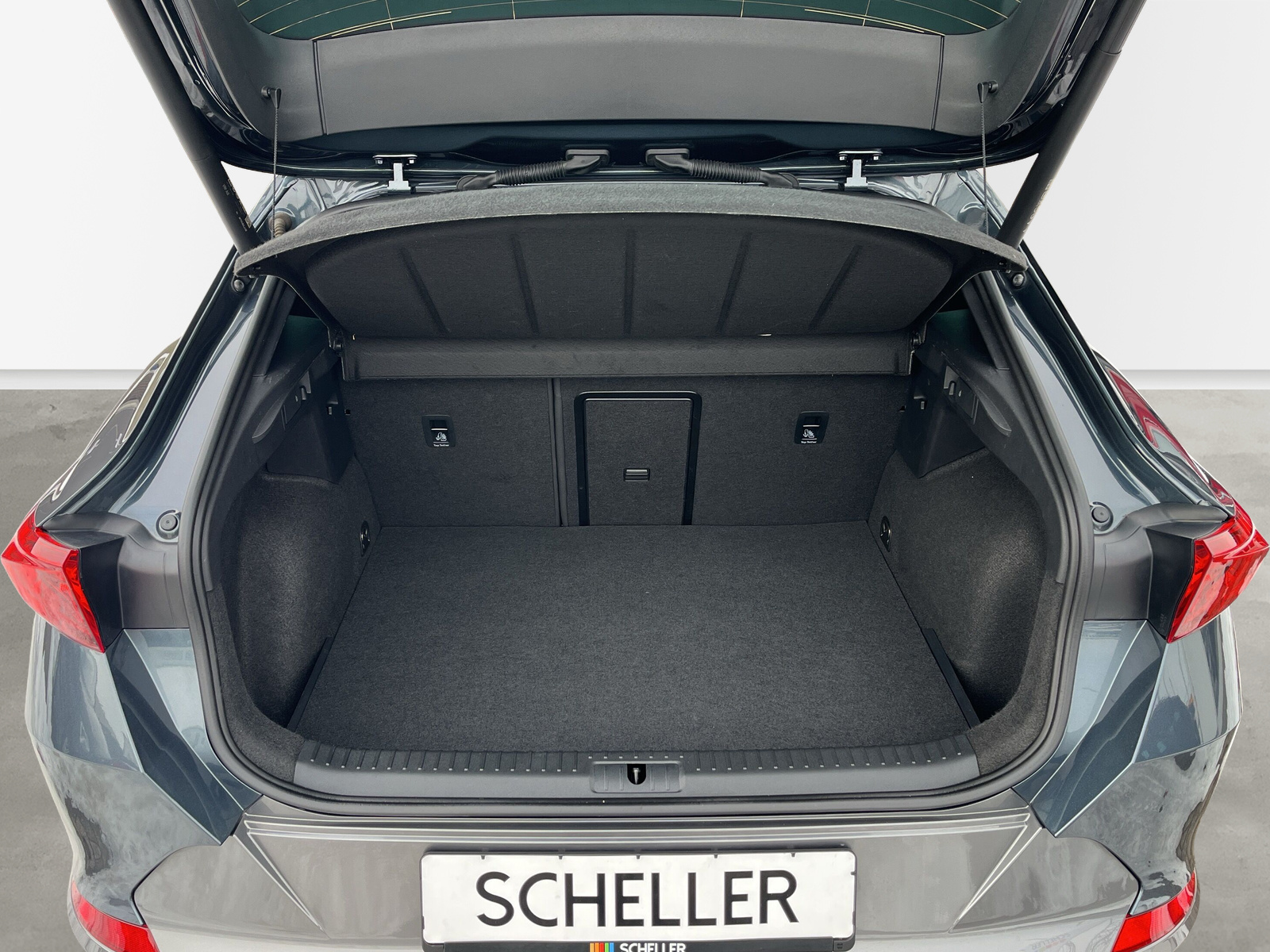 Formentor 1.4 VZ e-Hybrid DSG *FULL-LINK*SHZ*NAVI*