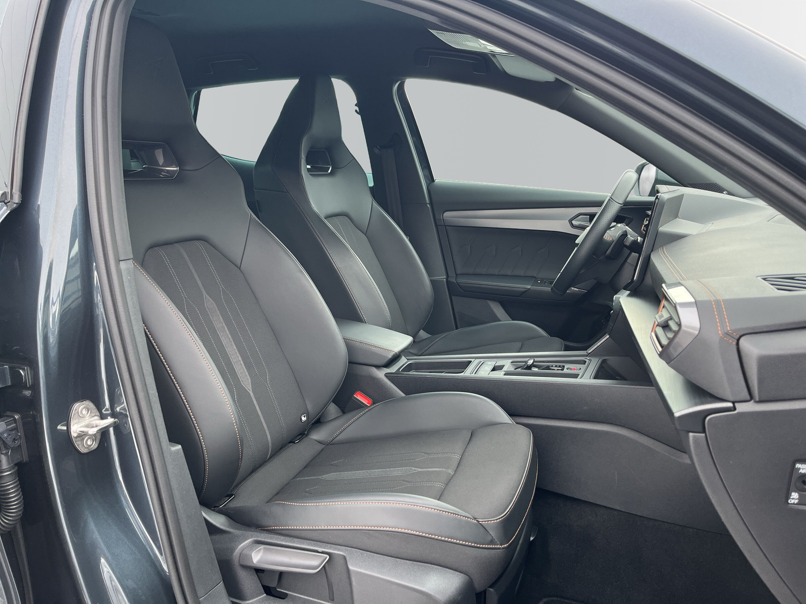 Formentor 1.4 VZ e-Hybrid DSG *FULL-LINK*SHZ*NAVI*