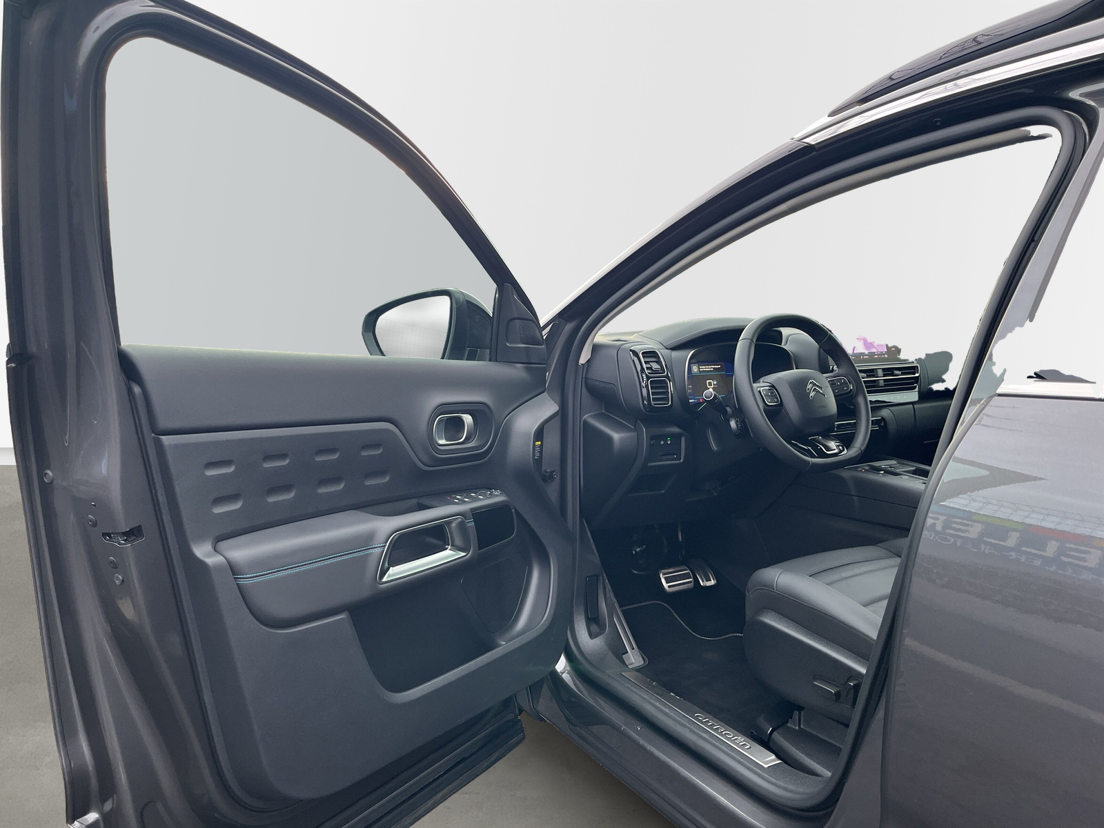 C5 Aircross Shine Pack 1.2 PureTech EAT8 *AHK*E-HECK*360-GRAD*