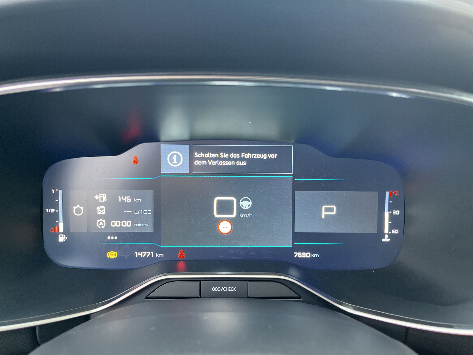 C5 Aircross Shine Pack 1.2 PureTech EAT8 *AHK*E-HECK*360-GRAD*