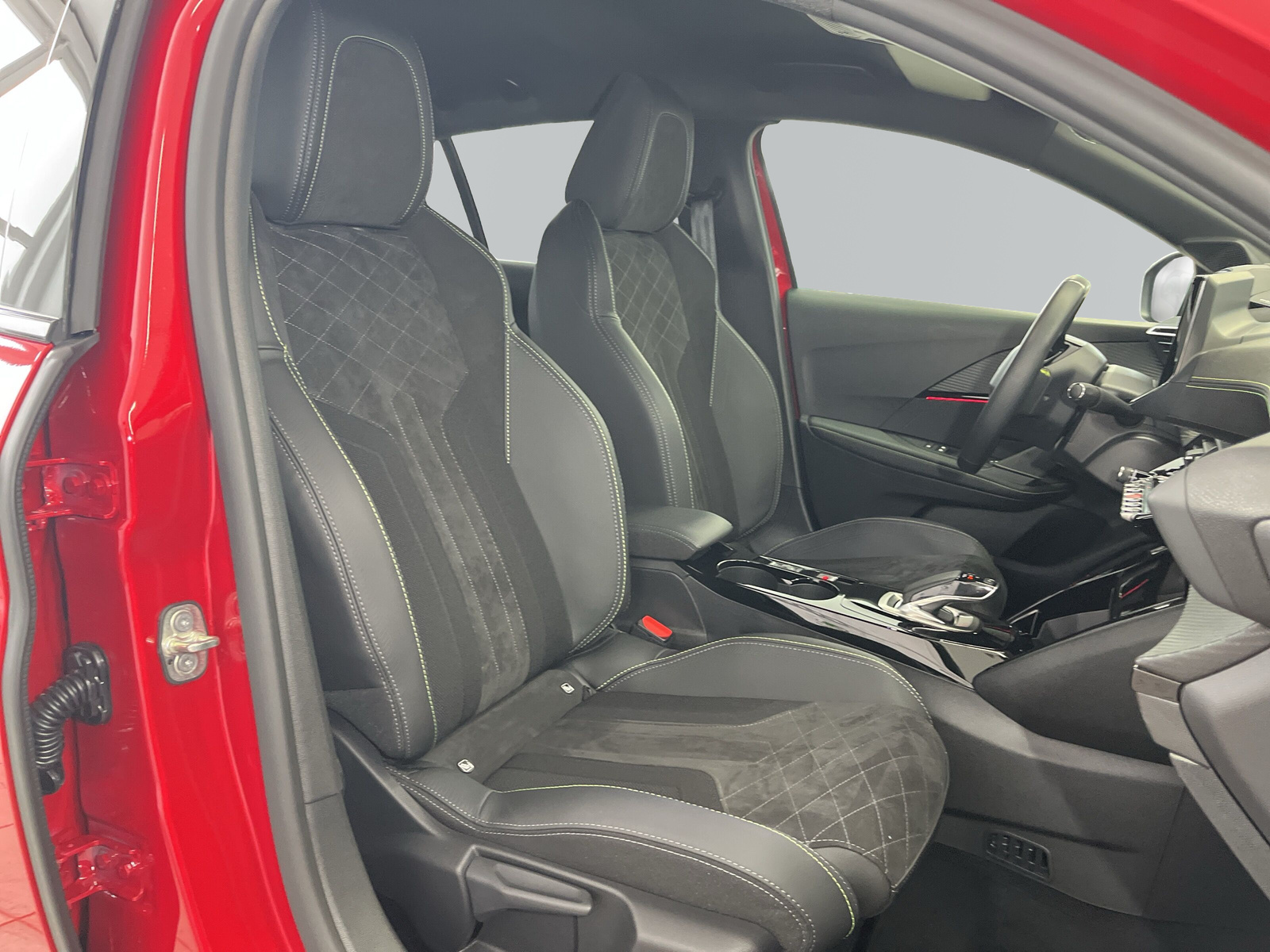 208 e- GT Pack 50kWh *SHZ*ACC*NAVI*FULL-LED*