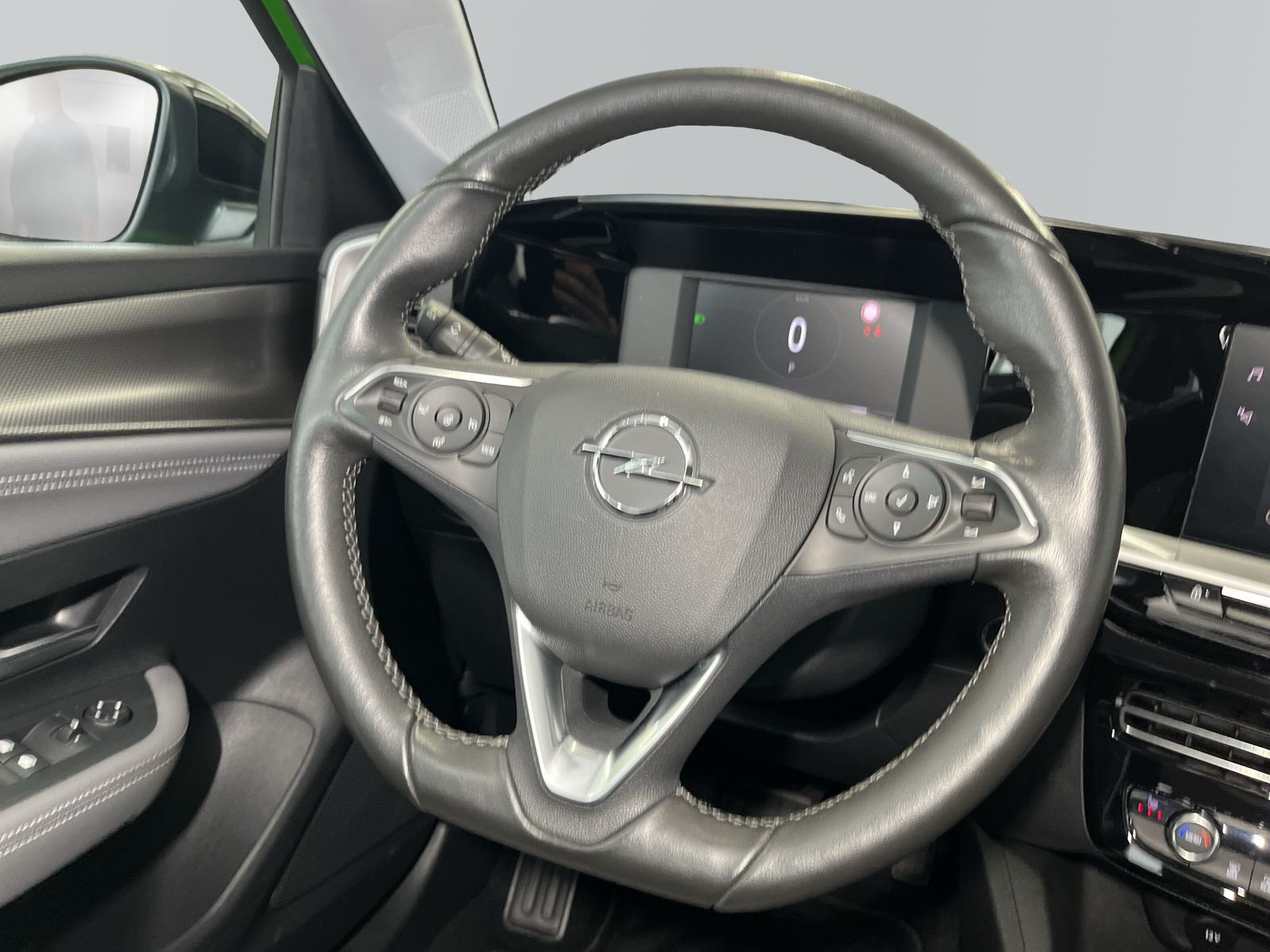 Mokka e-Elegance 50kWh *SHZ*KAMERA*SMARTPHONE*