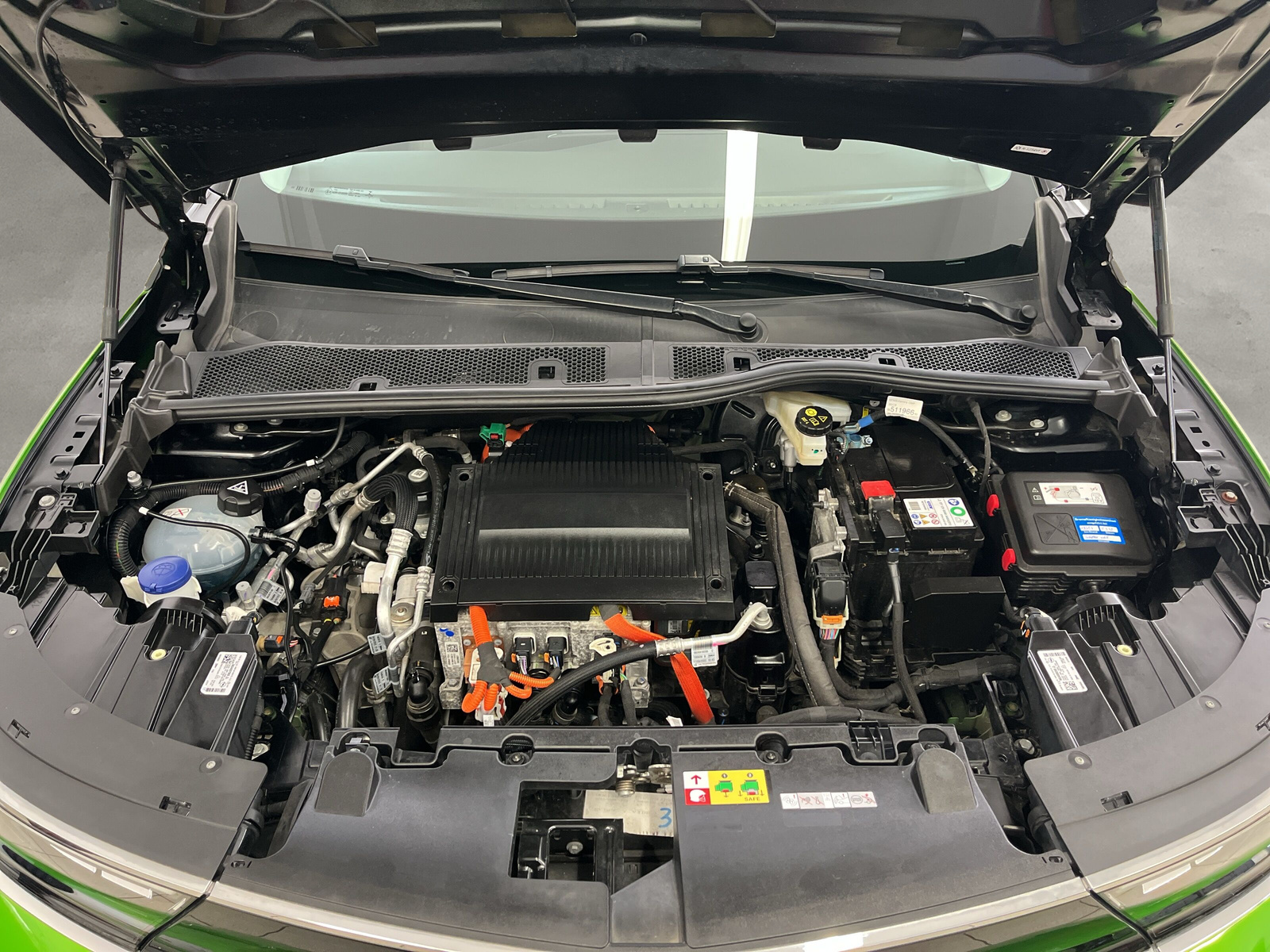 Mokka e-Elegance 50kWh *SHZ*KAMERA*SMARTPHONE*