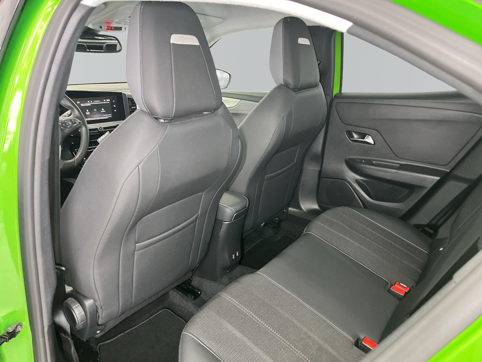 Mokka e-Elegance 50kWh *SHZ*KAMERA*SMARTPHONE*