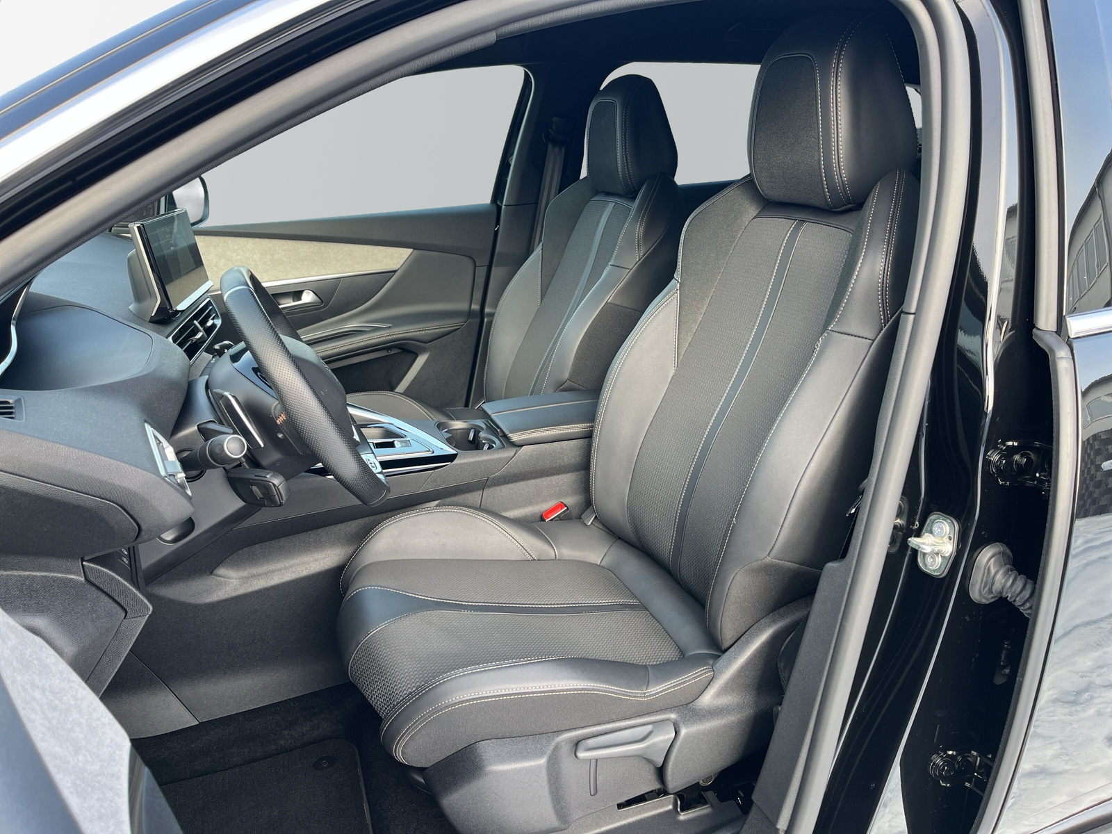 3008 GT 1.2 PureTech 130 EAT8 *SHZ*KAMERA*LED*AHK