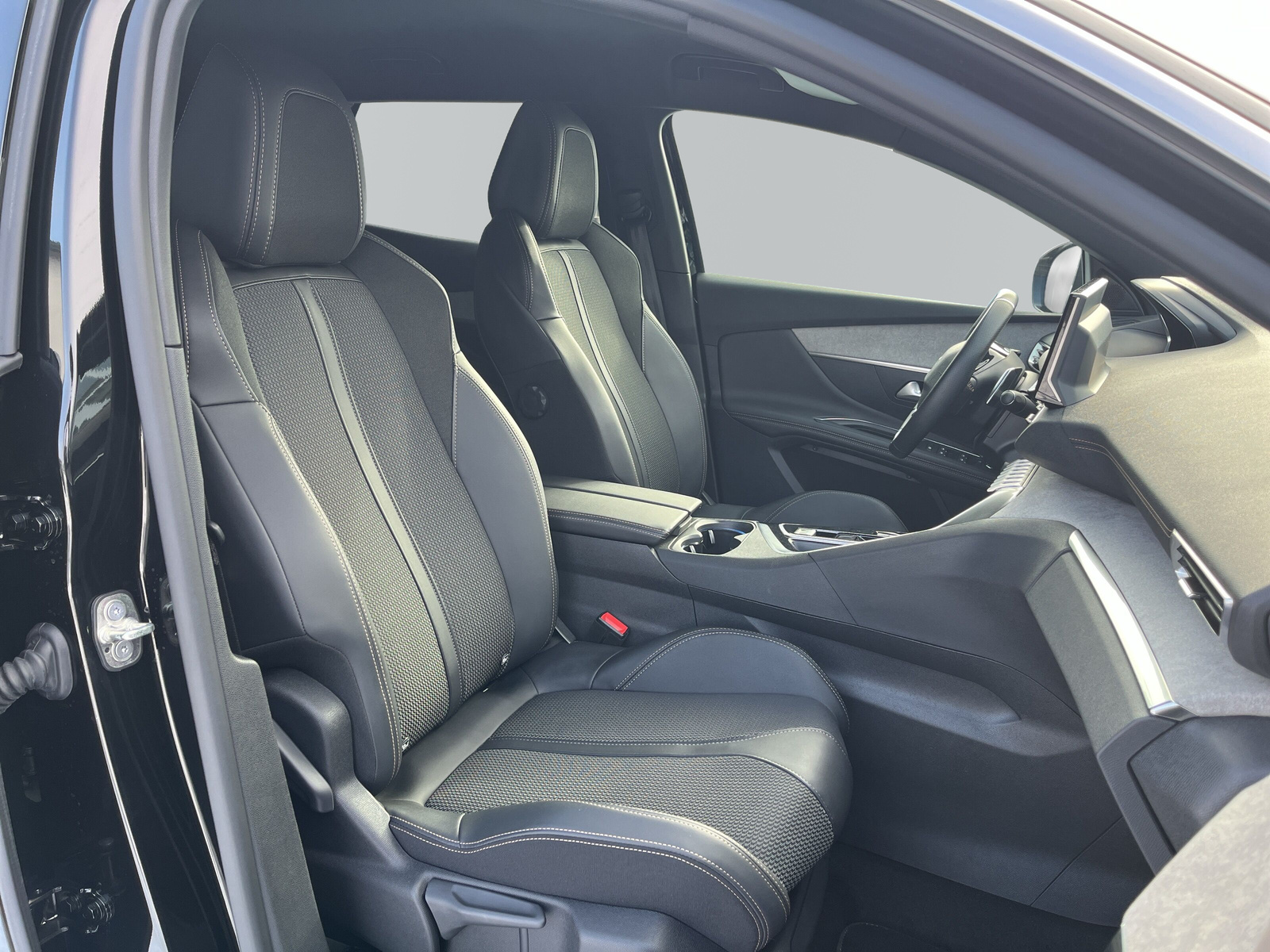 3008 GT 1.2 PureTech 130 EAT8 *SHZ*KAMERA*LED*AHK