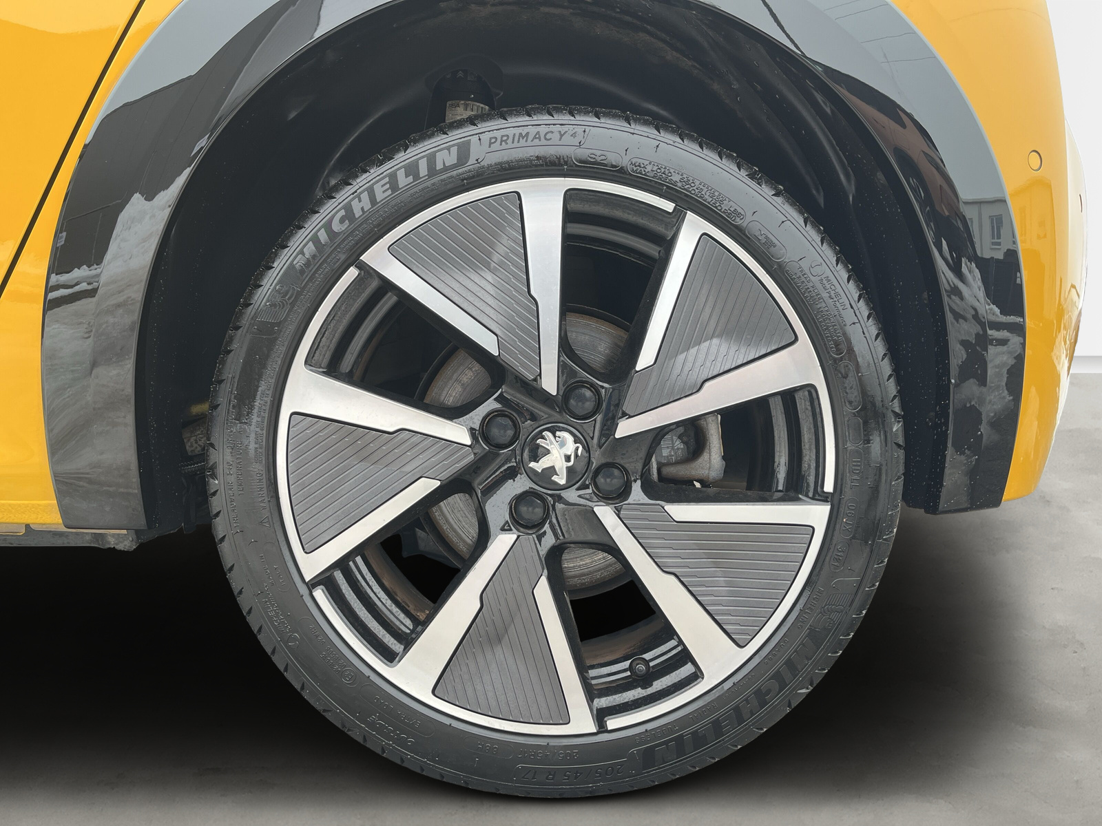 208 e- GT 50 kWh *PANO*SHZ*KAMERA*