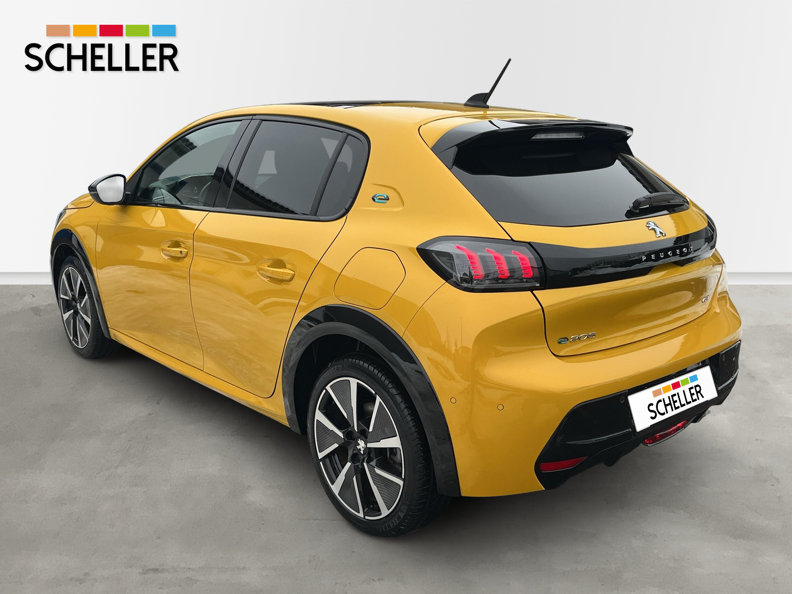 208 e- GT 50 kWh *PANO*SHZ*KAMERA*