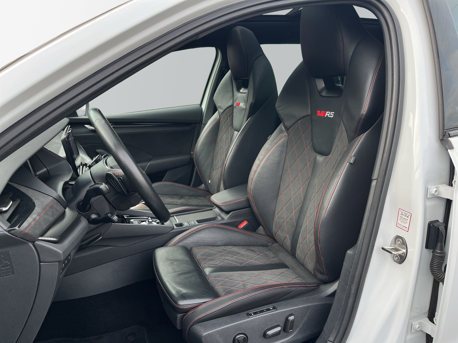 Octavia Combi RS Plus iV 1.4TSI DSG *AHK*PANO*DCC*ACC*KAMERA*