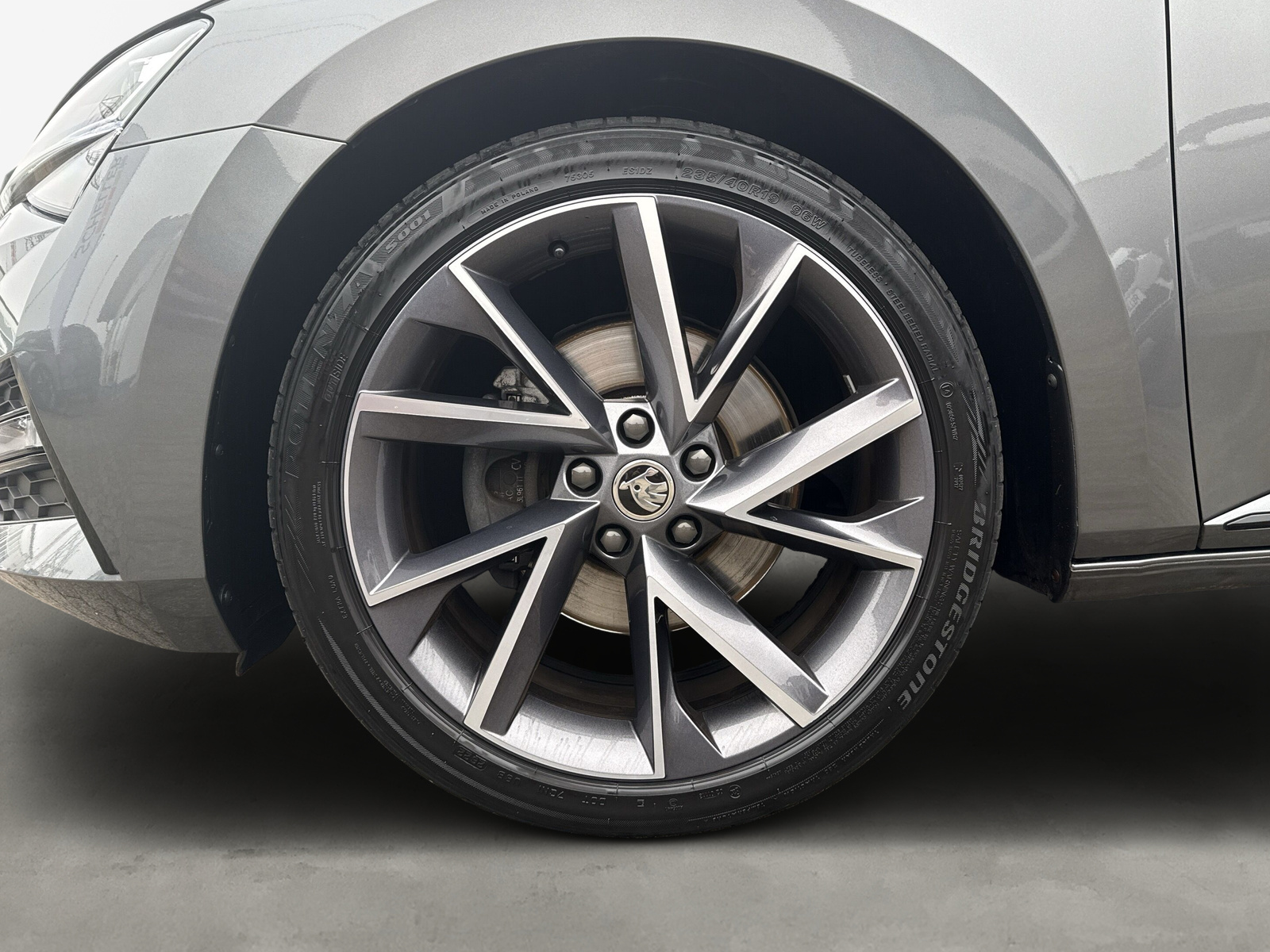 Superb Combi Sportline 2.0 TSI DSG *SHZ*LED*AHK*WSS-HZG*