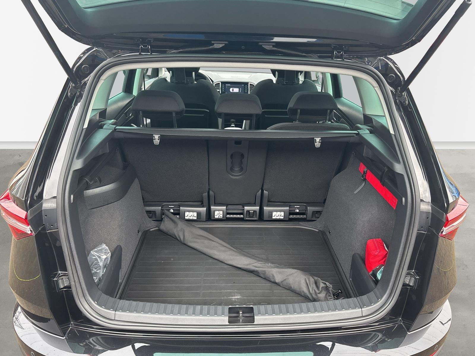 KAROQ Style 2,0 TDI *SHZ*LED*AHK*NAVI*