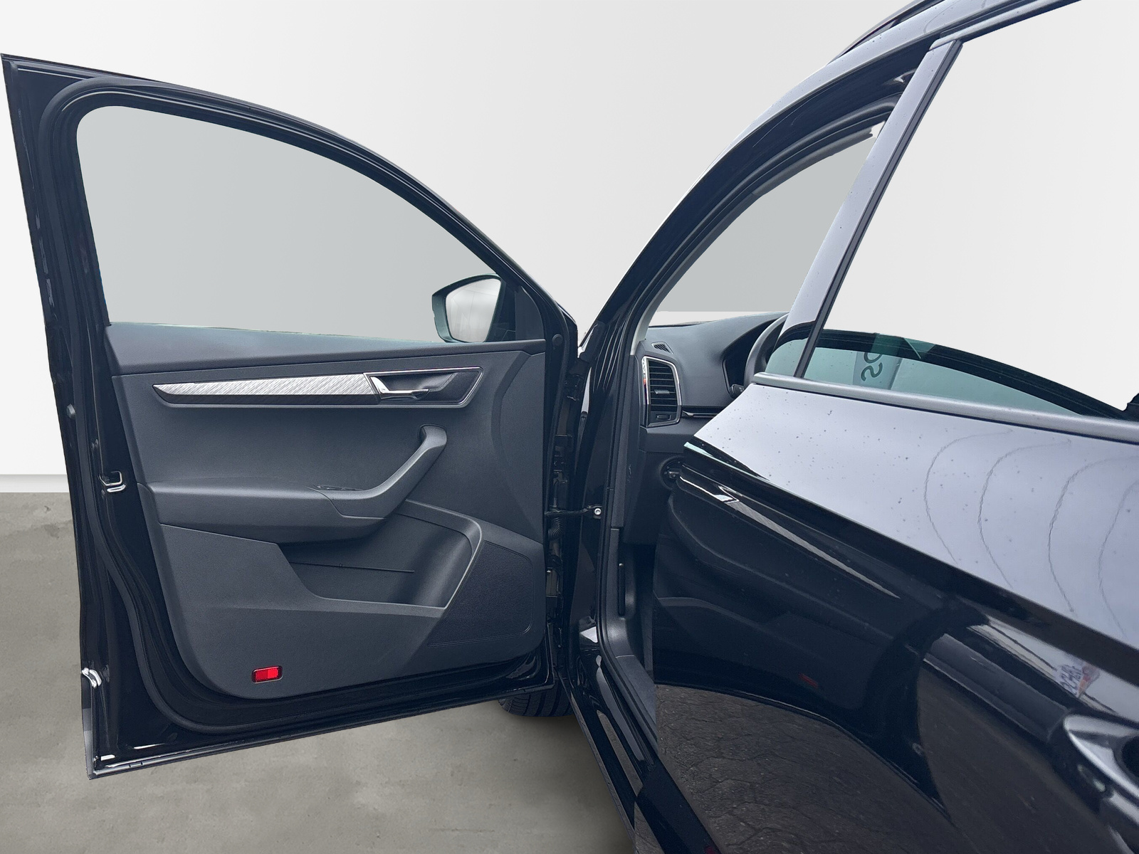 KAROQ Style 2,0 TDI *SHZ*LED*AHK*NAVI*