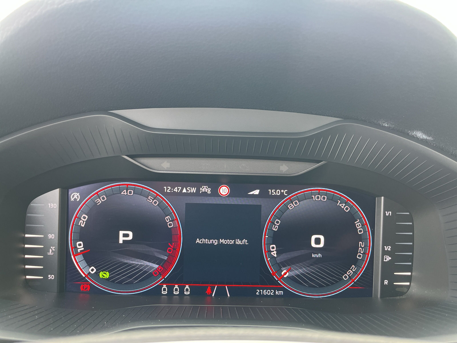 Karoq Sportline 1.5TSI DSG *AHK*ACC*WSS-HZG*KAMERA*
