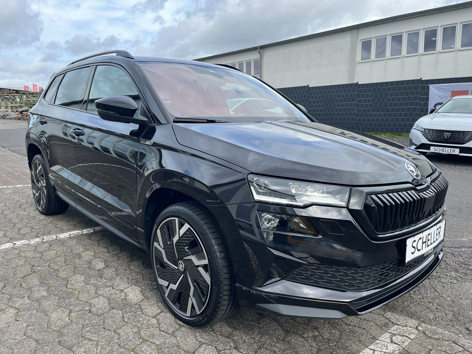 Karoq Sportline 1.5TSI DSG *AHK*ACC*WSS-HZG*KAMERA*