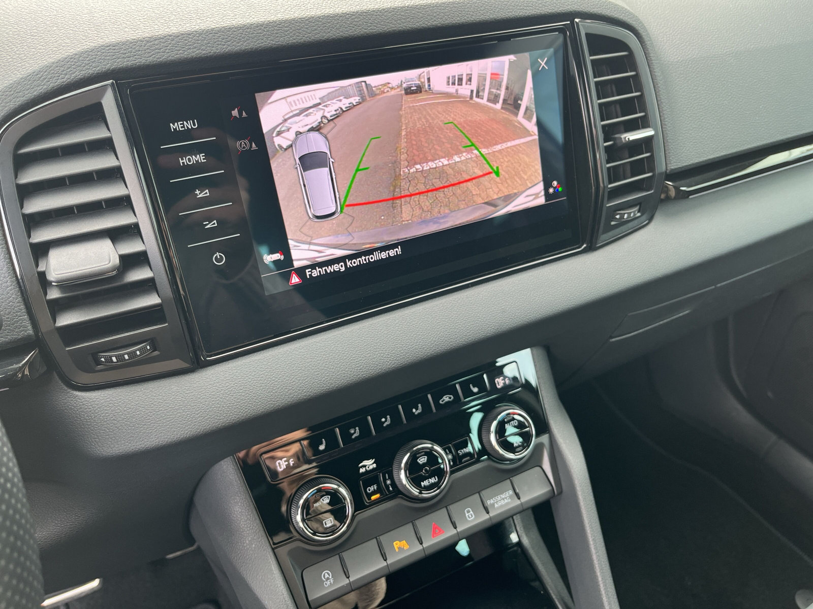 Karoq Sportline 1.5TSI DSG *AHK*ACC*WSS-HZG*KAMERA*
