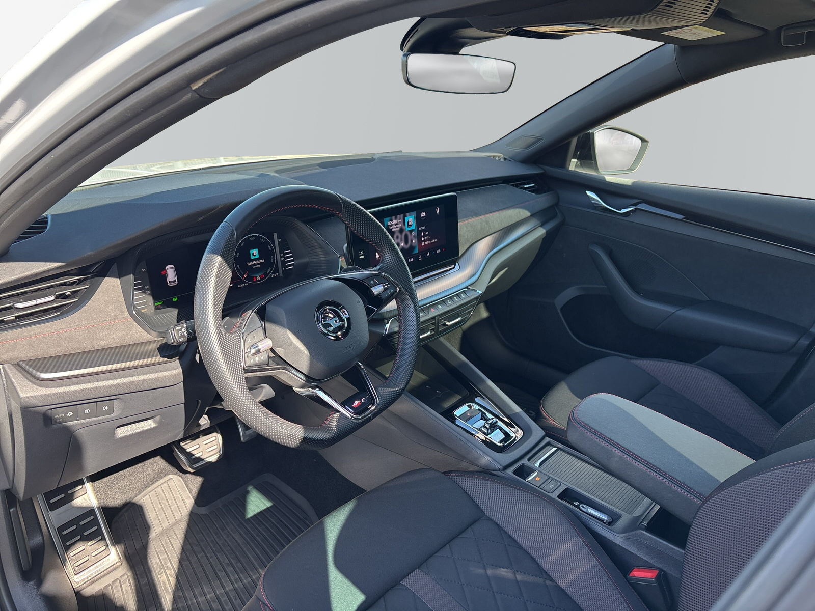 OCTAVIA COMBI RS iV 110 kW DSG RS *SHZ*LED*NAVI*