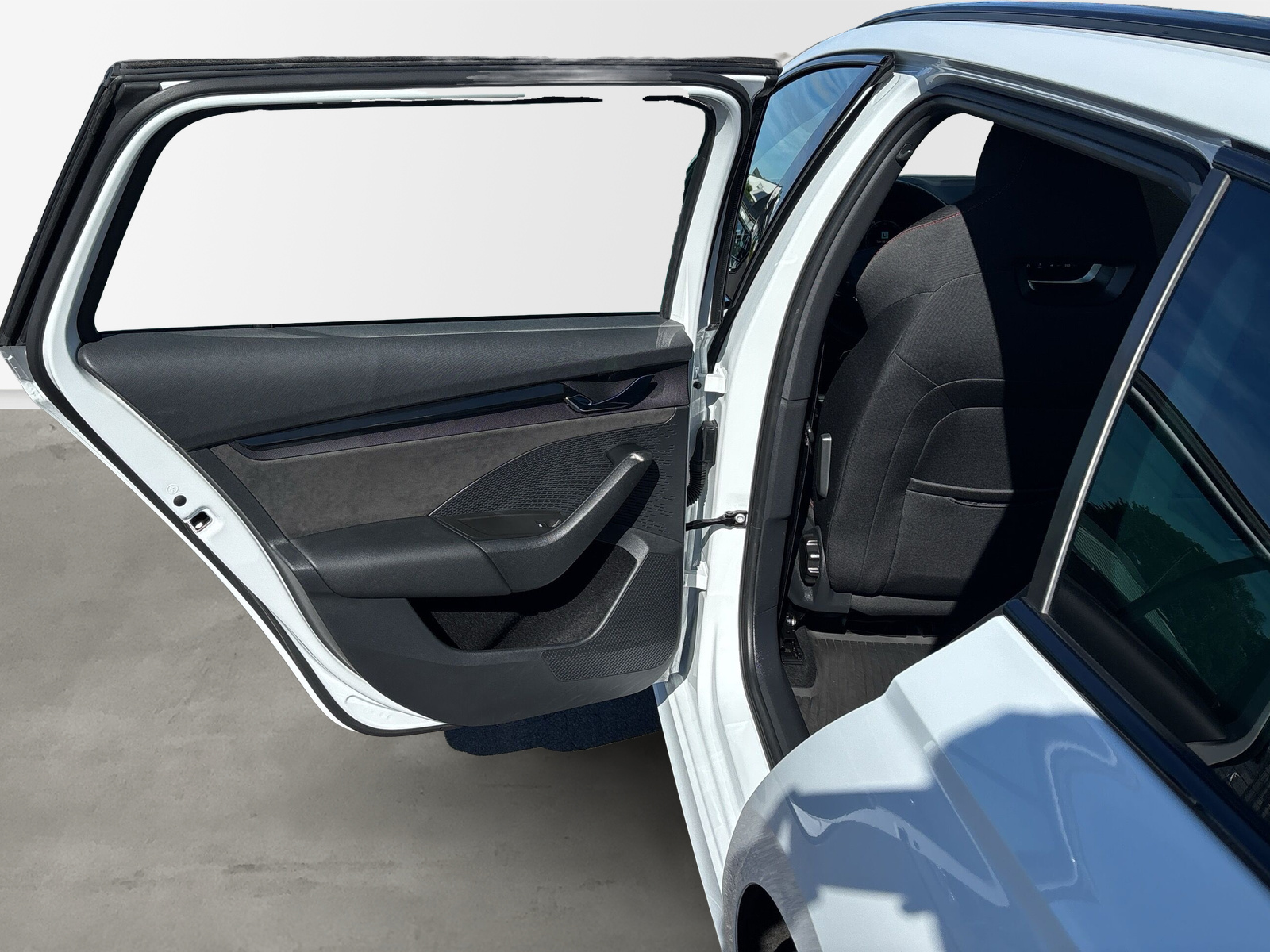 OCTAVIA COMBI RS iV 110 kW DSG RS *SHZ*LED*NAVI*