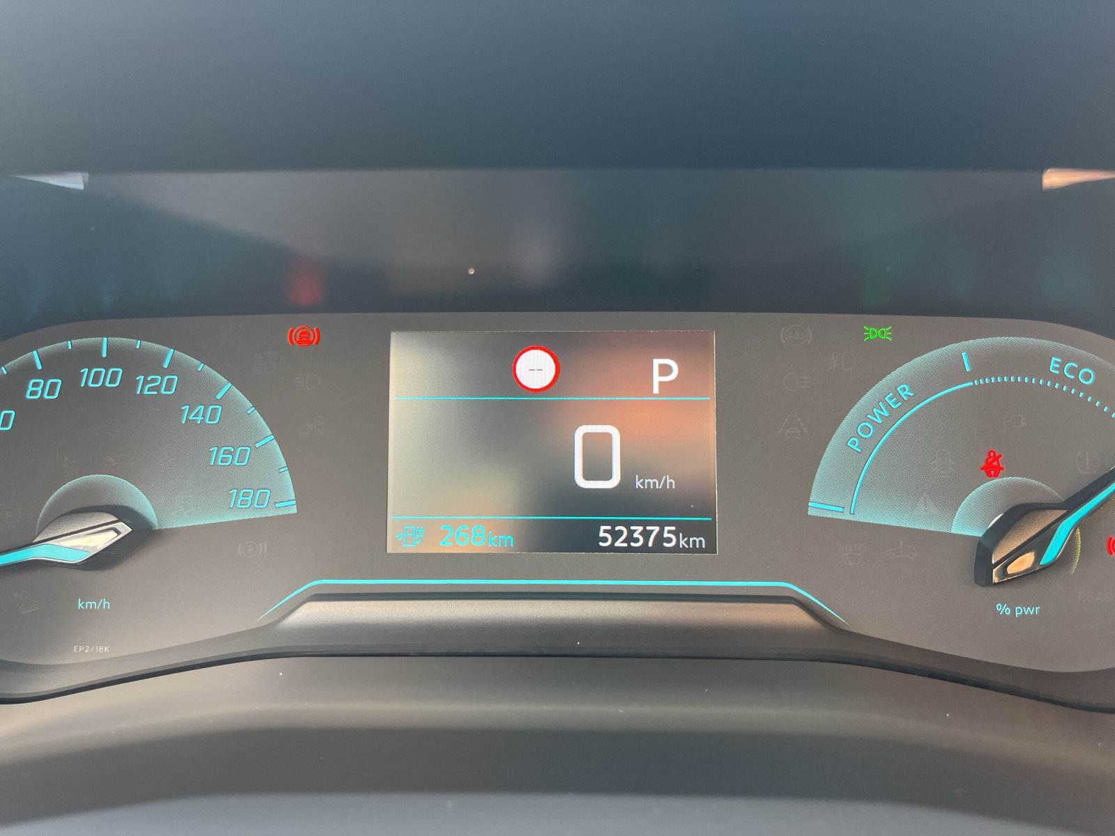 208 e- Allure 50kWh *KAMERA*SHZ*LED*PDC*