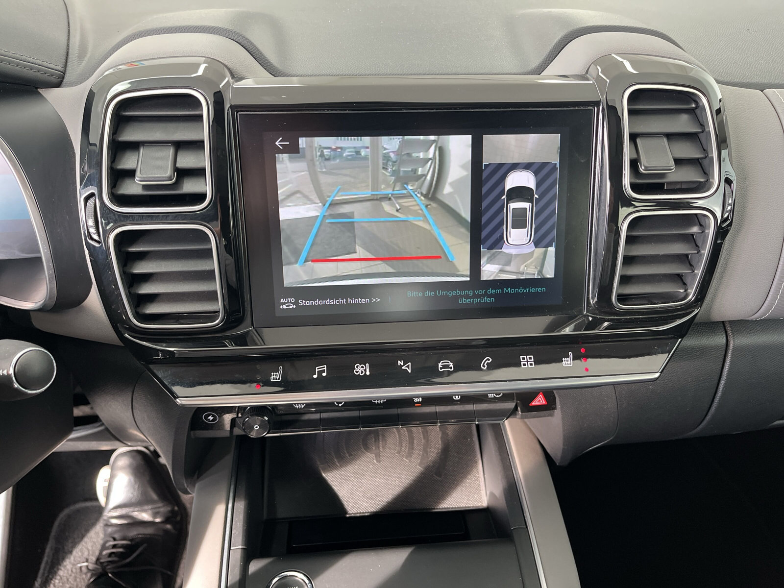 C5 Aircross Shine Pack Hybrid EAT8 *AHK*KAMERA-360*19-ZOLL*