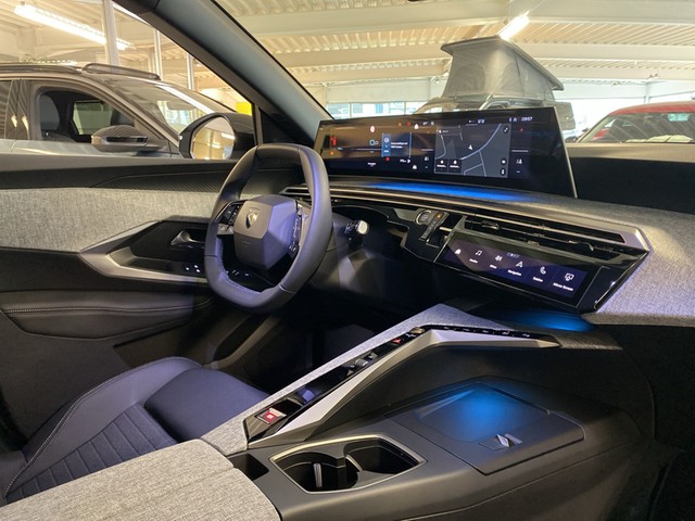 3008 Allure Hybrid 145 e-DSC6