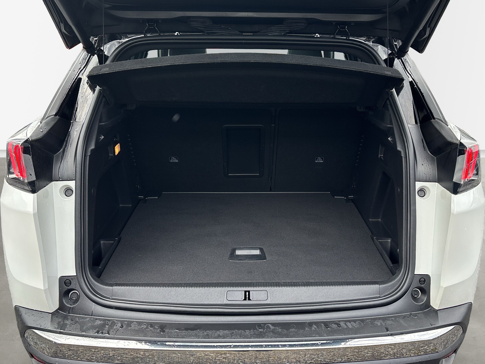 3008 GT *SHZ*MASSAGE*NAVI*