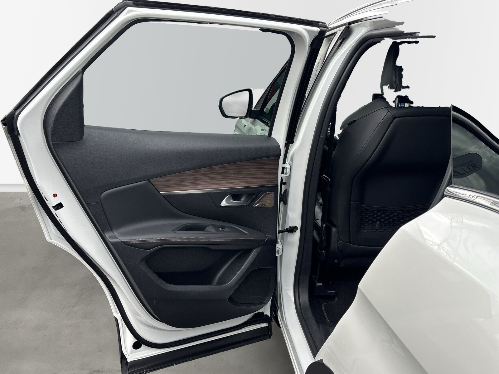 3008 GT *SHZ*MASSAGE*NAVI*