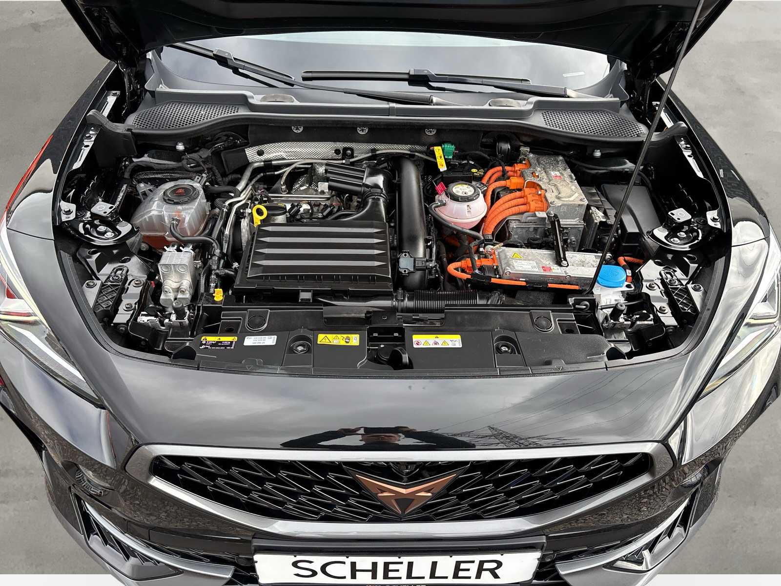 Formentor Basis e-Hybrid *SHZ*LED*AHK*